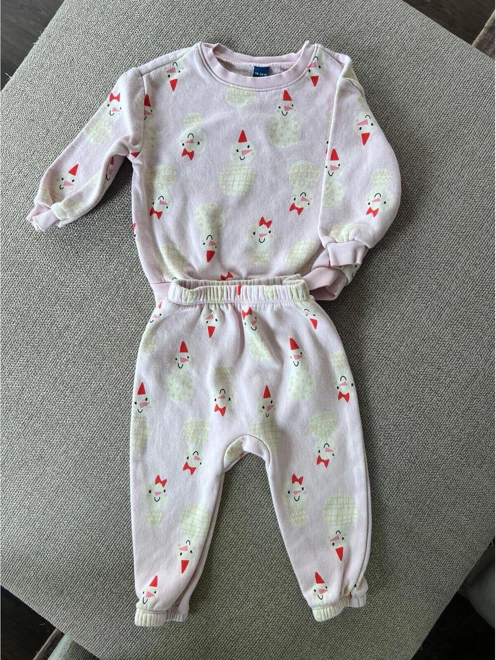 Old Navy Snowman Sweatsuit